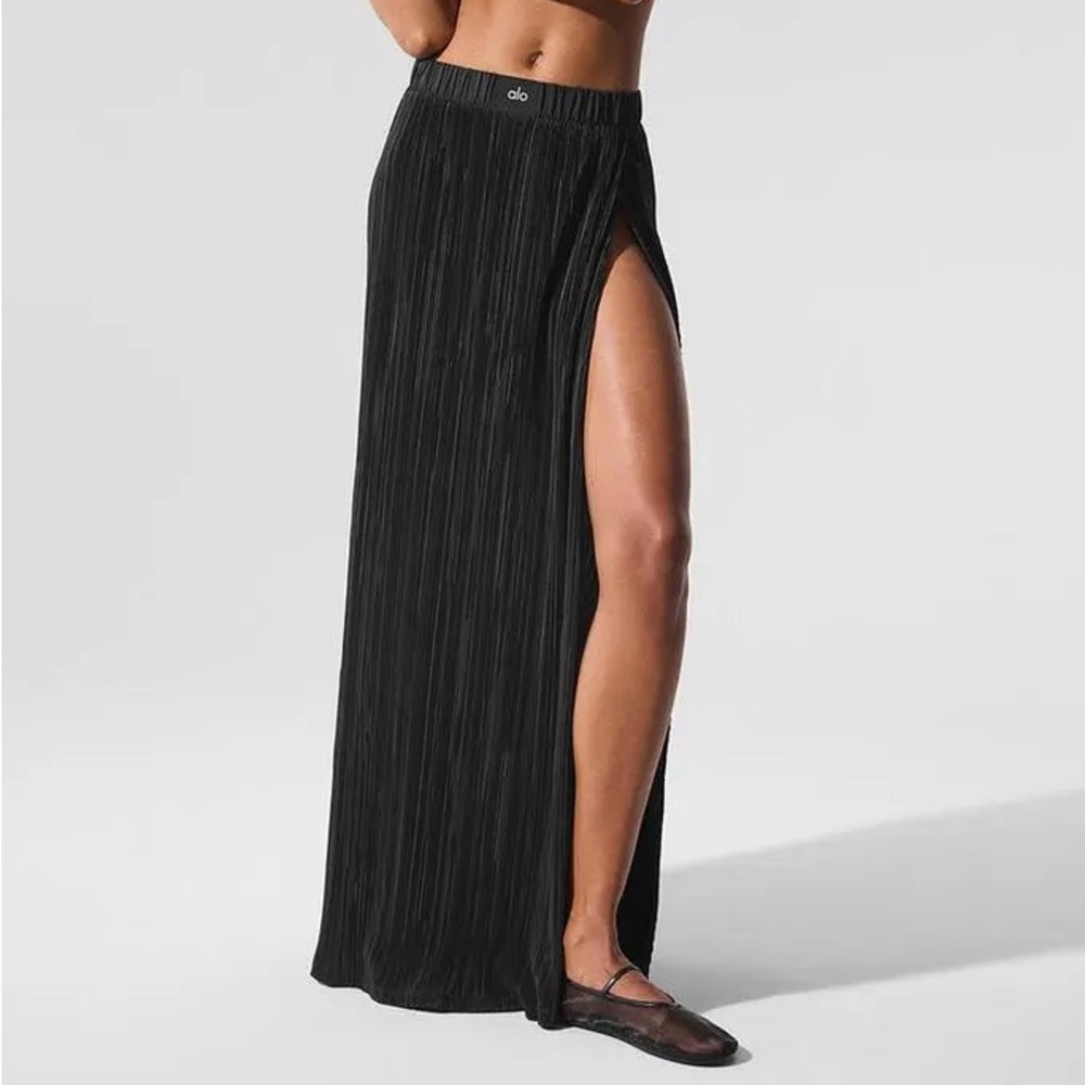 Alo Yoga Micro Plisse Game On Long Skirt Black XS